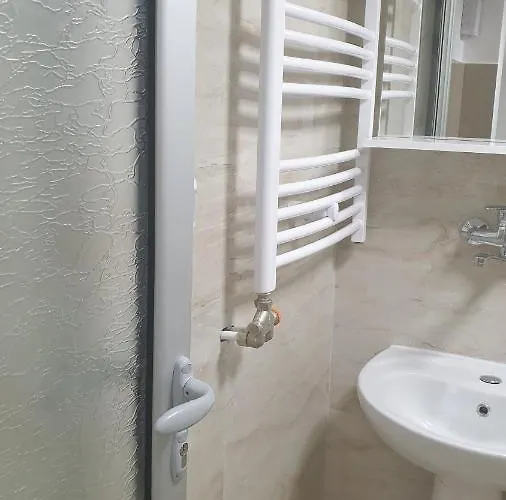 Διαμέρισμα 18 *